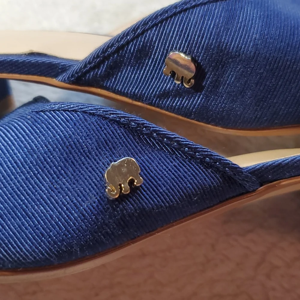 CROWN & IVY Blue Slides Shoes size 6.5 M EUC - Picture 6 of 6